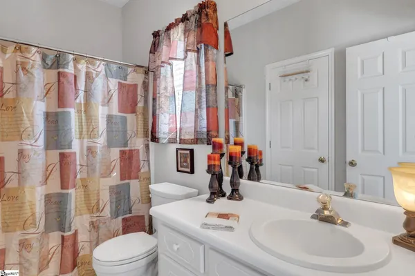 $218,900 | 208 River Oaks Circle, Piedmont, SC 29673
