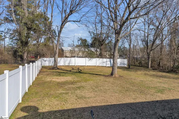 $218,900 | 208 River Oaks Circle, Piedmont, SC 29673