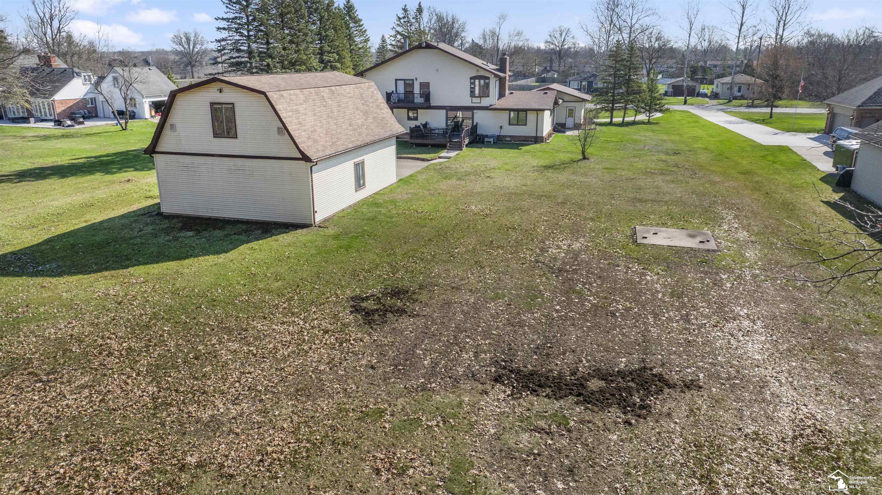 24576 Arsenal Road Flat Rock, MI 48134 - Photo 82 of 82 50200837-97d72873-0285-4996-bb32-a06b9f873c0e.JPG