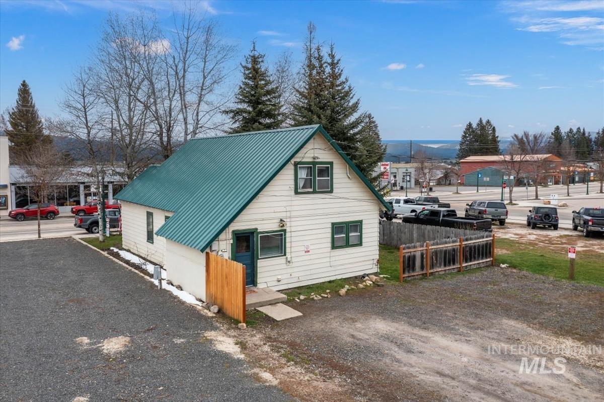 121 South Main Street Cascade, ID 83611 - Photo 23 of 41