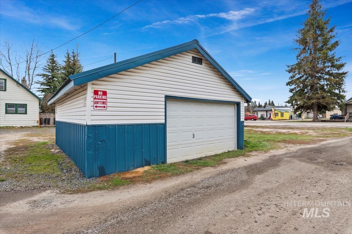 121 South Main Street Cascade, ID 83611 - Photo 25 of 41