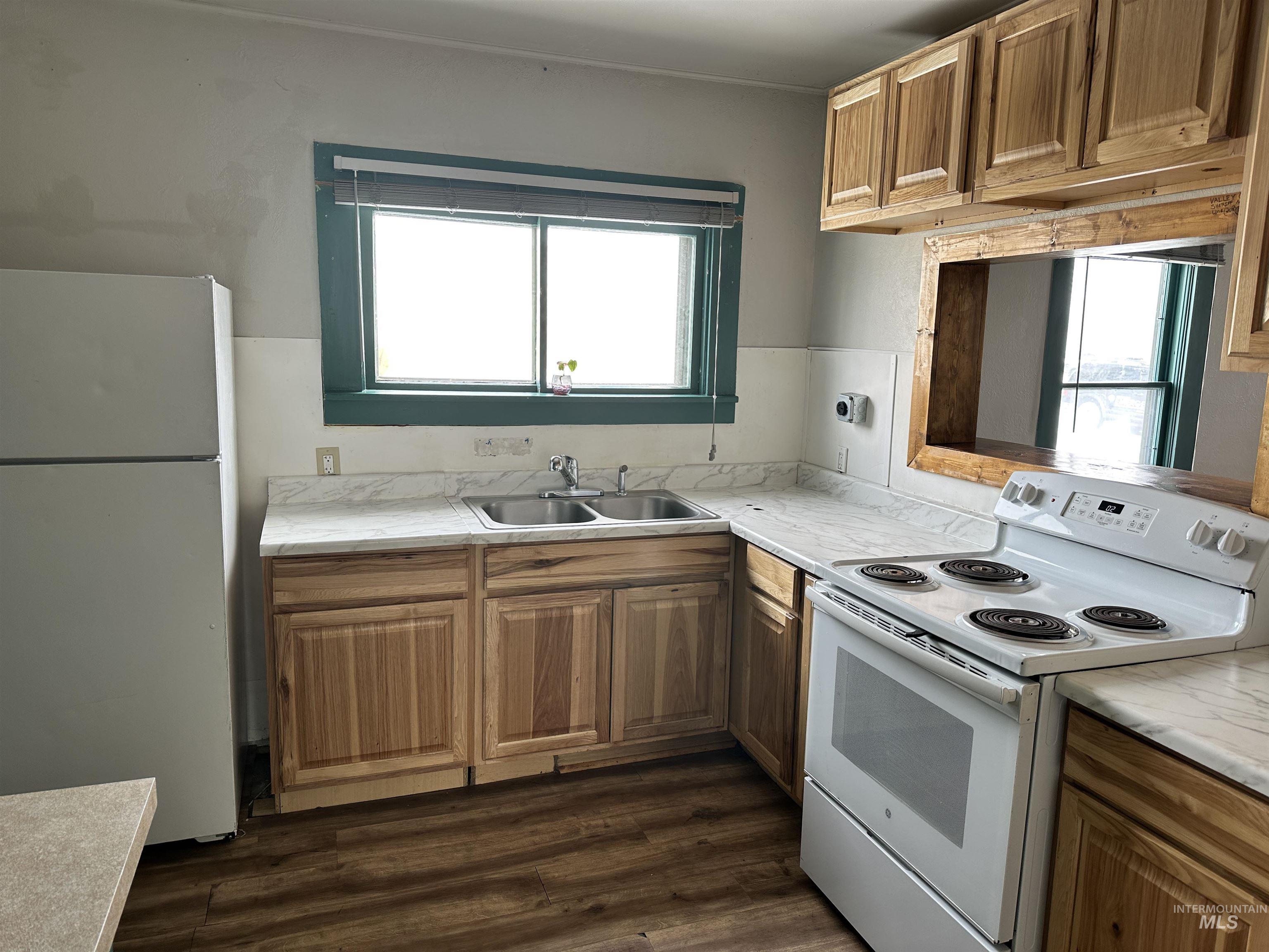 121 South Main Street Cascade, ID 83611 - Photo 8 of 41