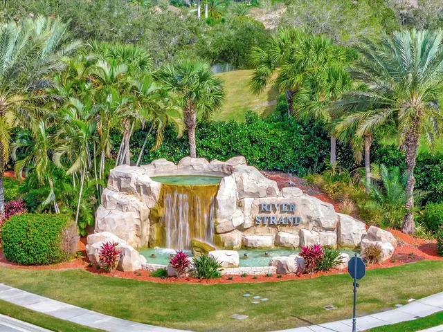 $589,000 | 6880 Willowshire Way, Bradenton, FL 34212