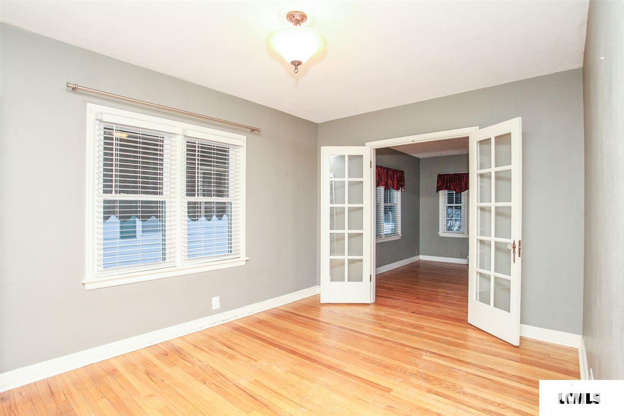 908 Normal Avenue Normal, IL 61761 - Photo 8 of 30