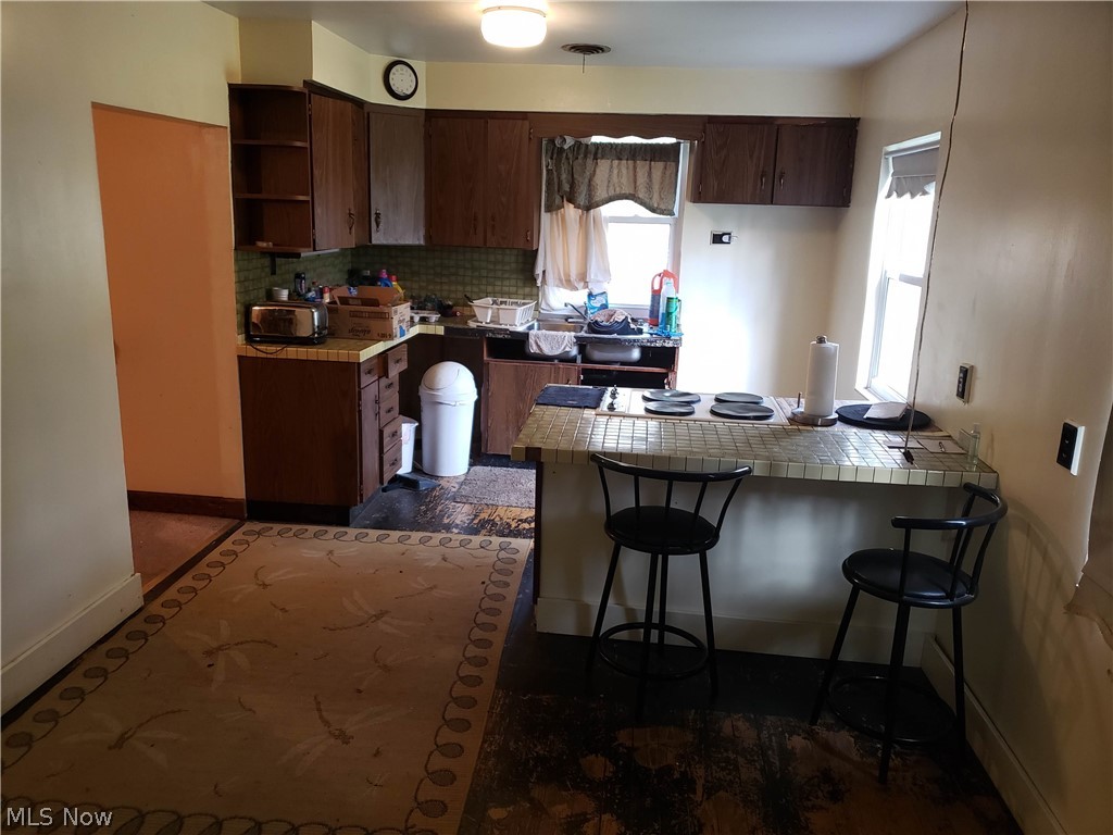 8439 Wadsworth Road Wadsworth, OH 44281 - Photo 5 of 12 Gallery Image 5