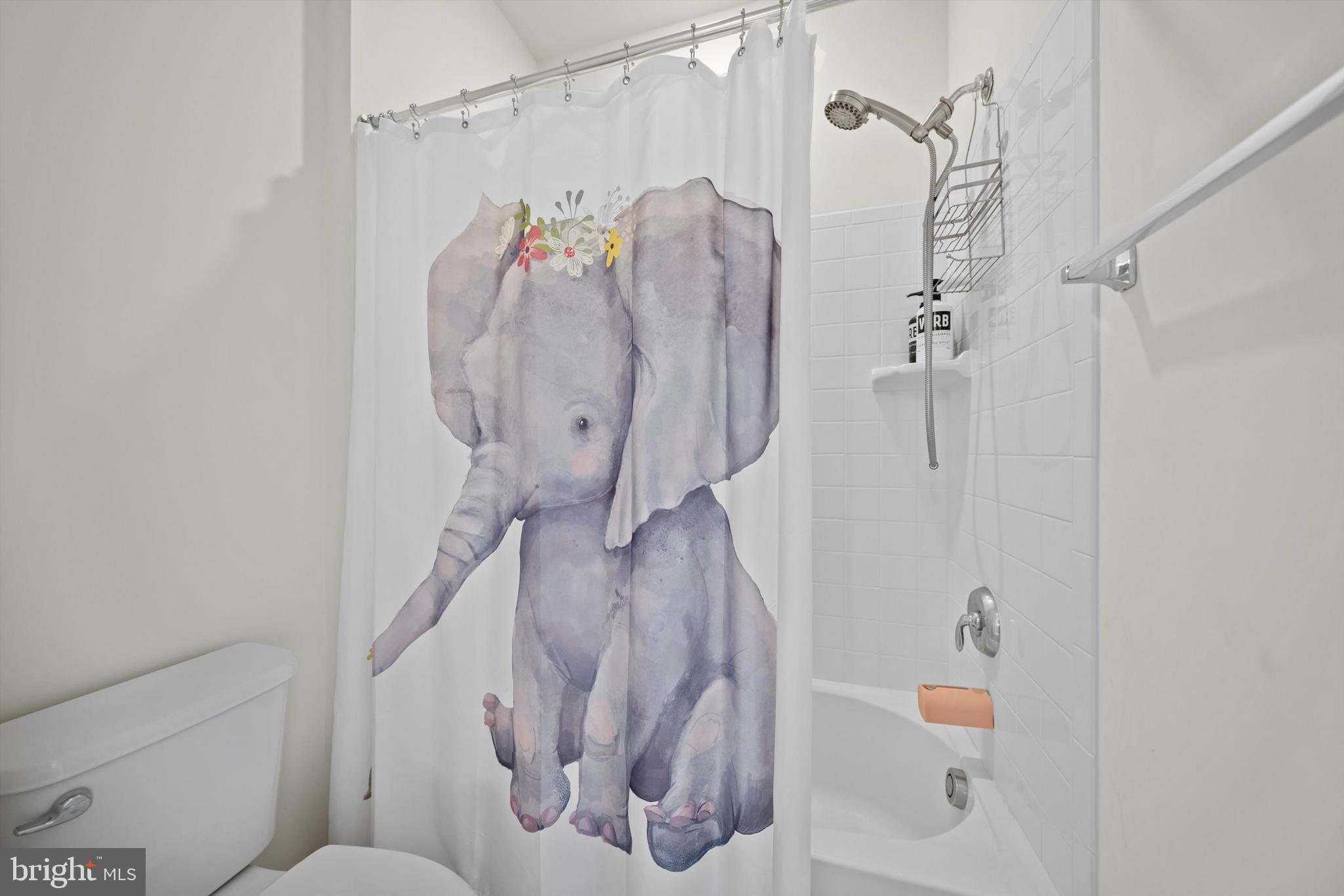 8690 Belle Grove Way Manassas, VA 20110 - Photo 26 of 55 a bathroom with a shower and toilet