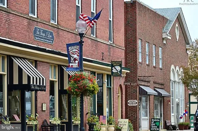 $930,000 | 8690 Belle Grove Way, Manassas, VA 20110