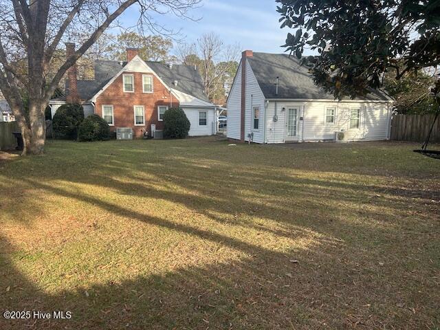 405 Sunset Avenue Clinton, NC 28328 - Photo 5 of 43 IMG_2436