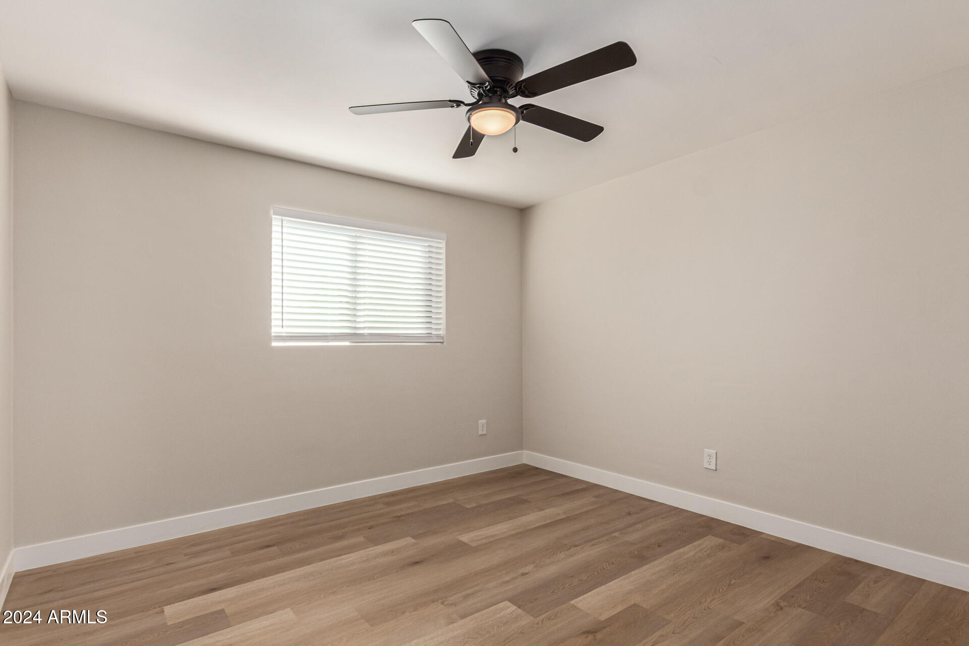 818 West Elna Rae Street Tempe, AZ 85281 - Photo 35 of 52 29-Elna Rae