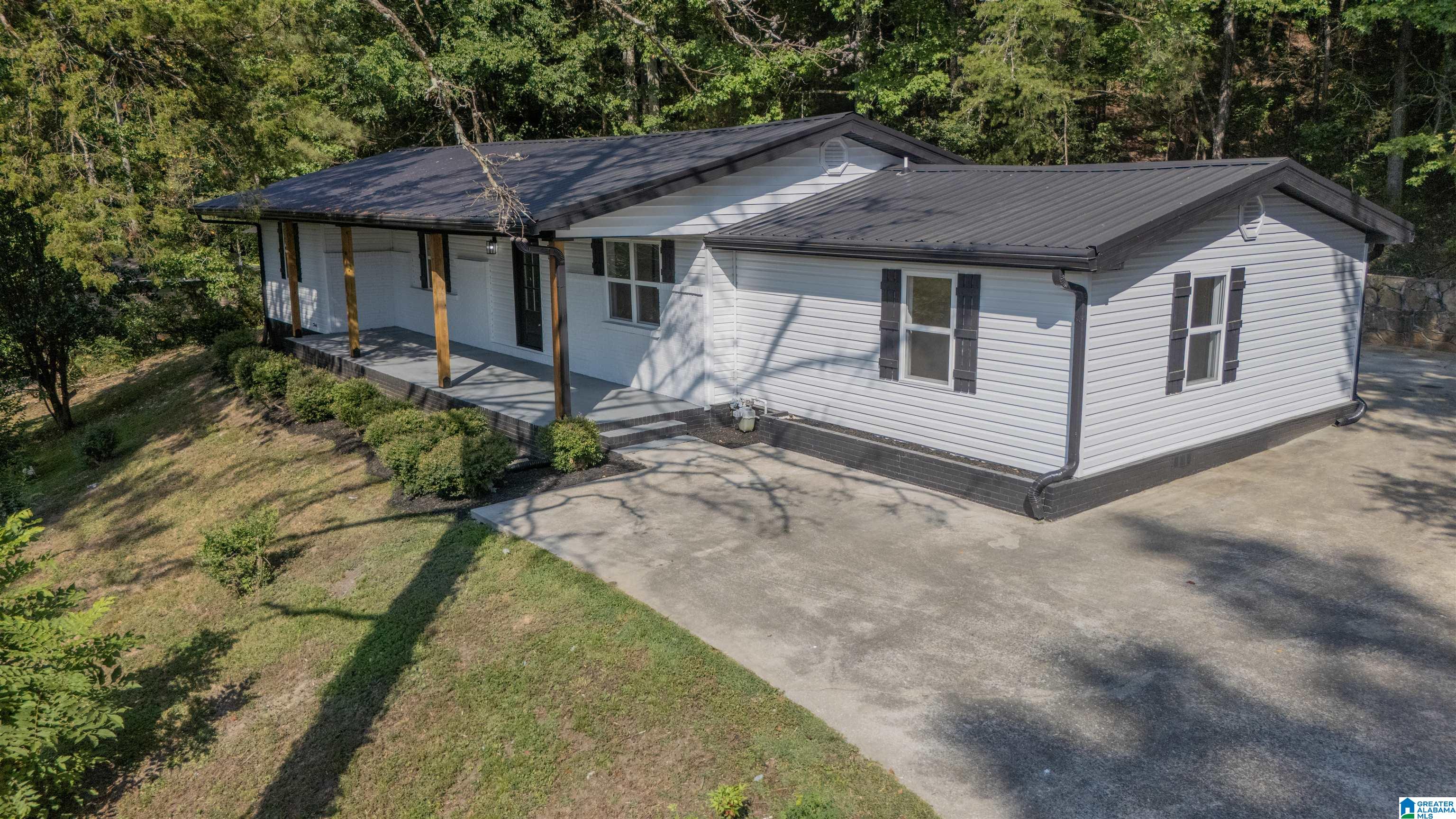 25895 Highway 75 Oneonta, AL 35121 - Photo 2 of 25