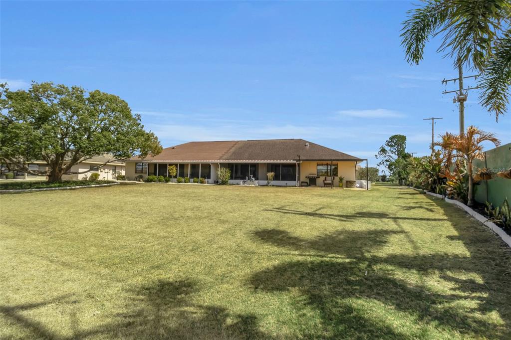 1602 Dower Way Sun City Center, FL 33573 - Photo 5 of 56