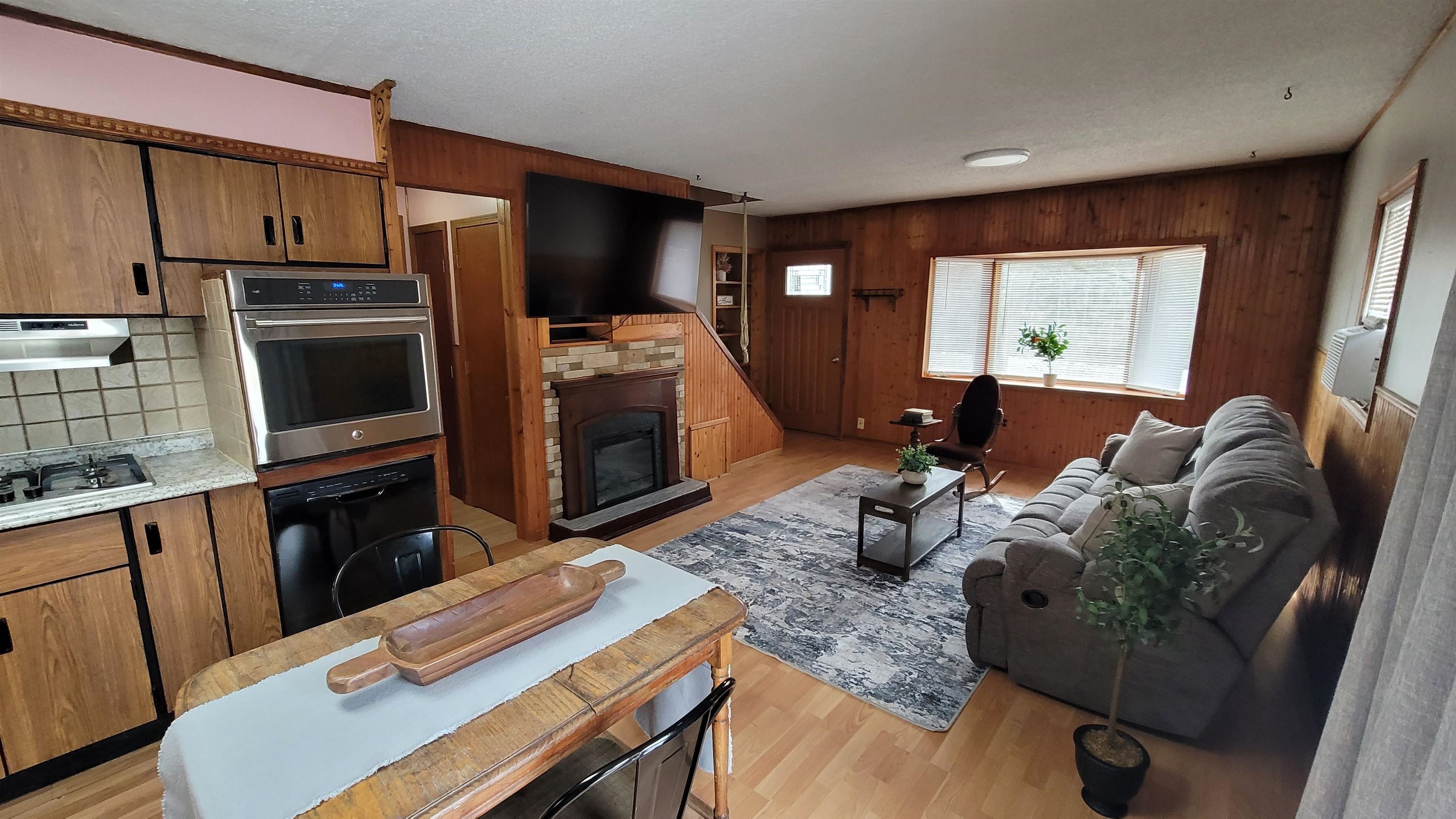 1880 West Hammond Road Traverse City, MI 49686 - Photo 25 of 45 1931693-c87d7f5c-e444-4cec-bab9-6895f1e2e50e.JPG