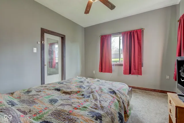 $310,000 | 215 North Lincoln Street, Galveston, IN 46932