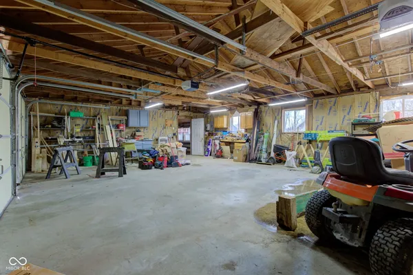 $285,000 | 215 North Lincoln Street, Galveston, IN 46932