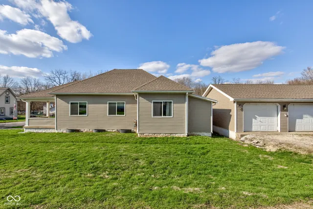 $310,000 | 215 North Lincoln Street, Galveston, IN 46932