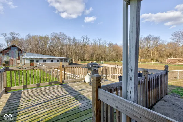 $310,000 | 215 North Lincoln Street, Galveston, IN 46932