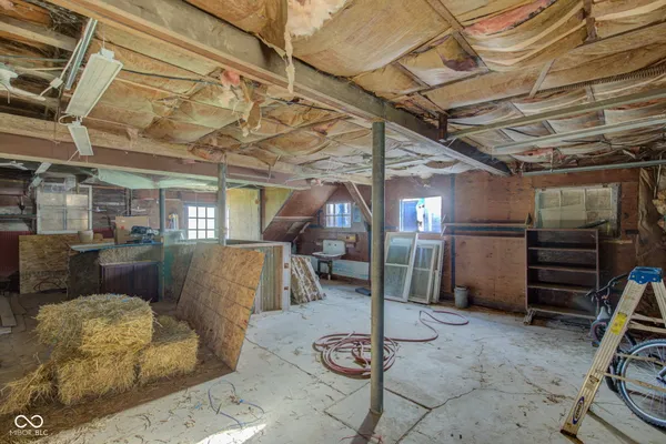 $285,000 | 215 North Lincoln Street, Galveston, IN 46932