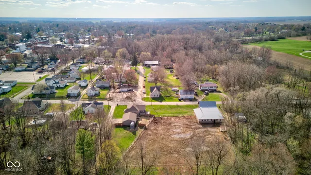 $310,000 | 215 North Lincoln Street, Galveston, IN 46932