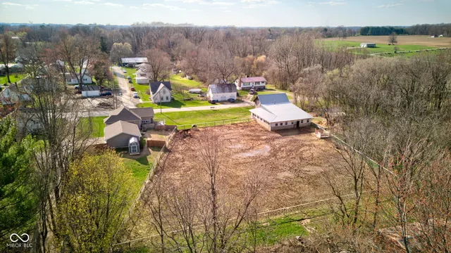 $310,000 | 215 North Lincoln Street, Galveston, IN 46932