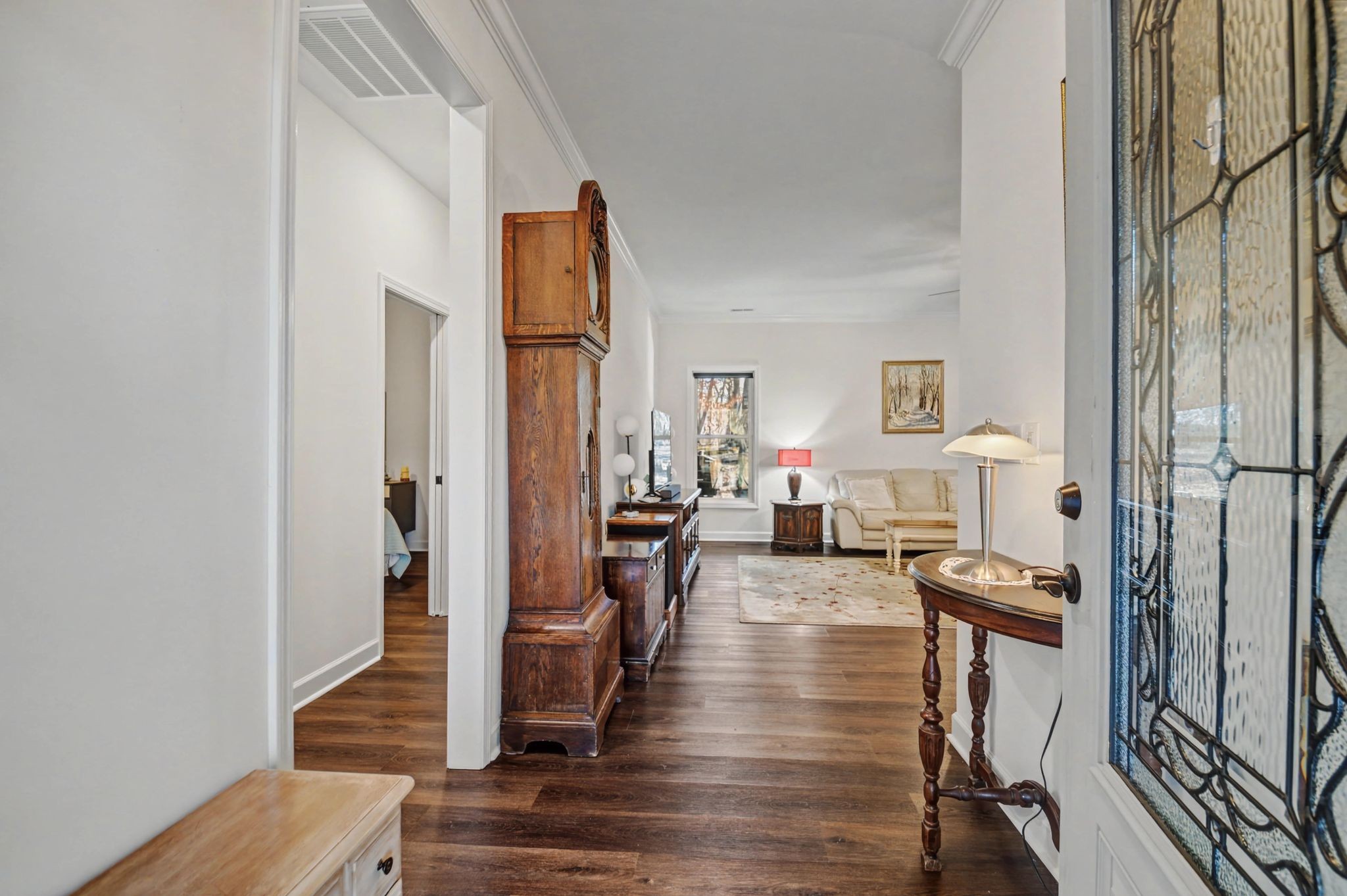 765 Scenic Circle Pulaski, TN 38478 - Photo 22 of 46 a living room with furniture and a wooden floor