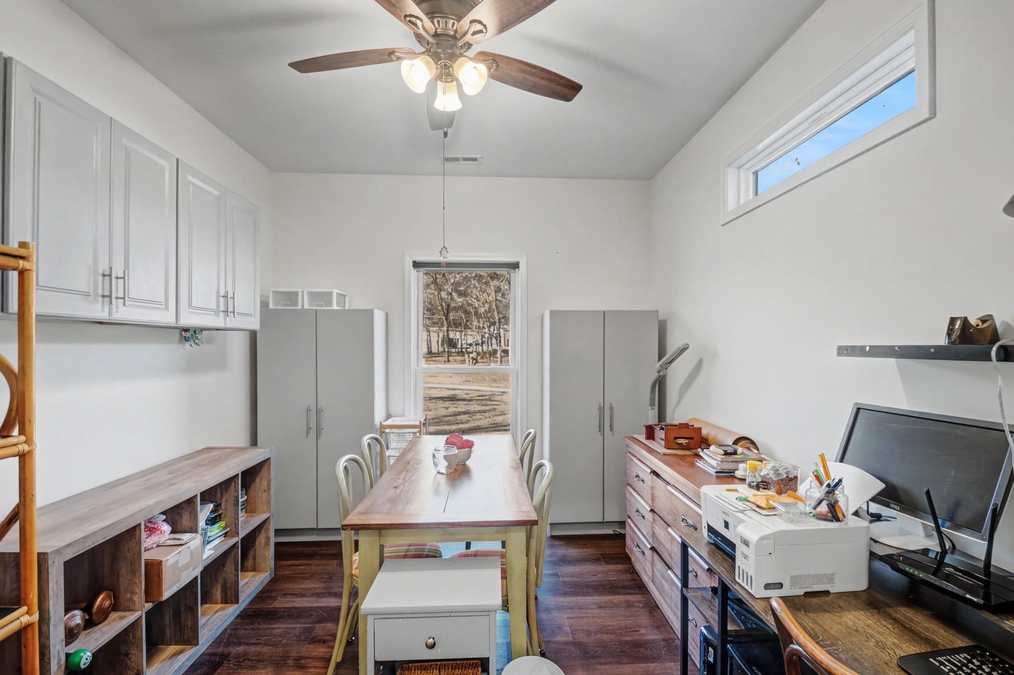 765 Scenic Circle Pulaski, TN 38478 - Photo 23 of 46 a room with furniture and wooden floor