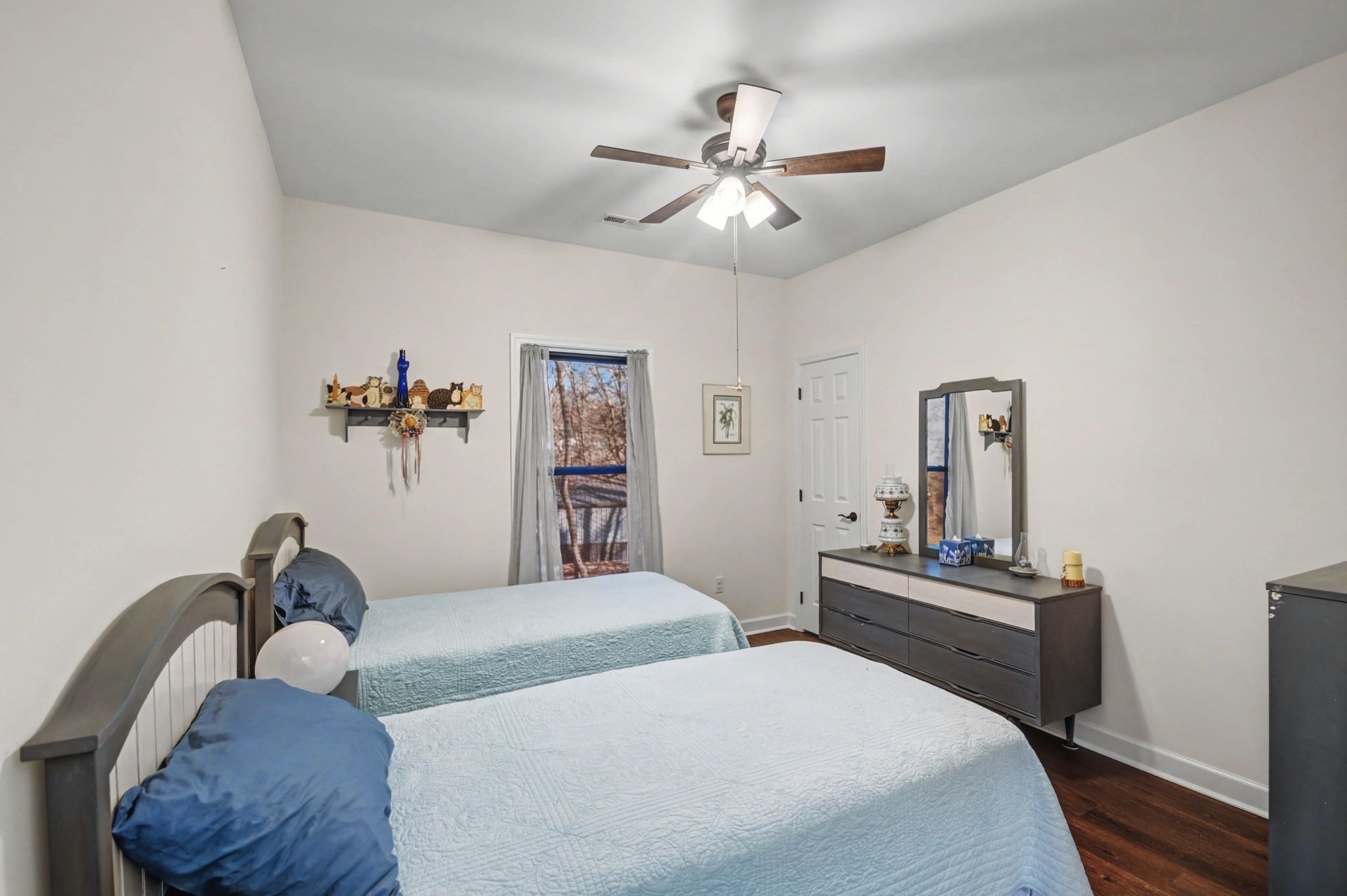 765 Scenic Circle Pulaski, TN 38478 - Photo 26 of 46 a bedroom with two beds and a dresser