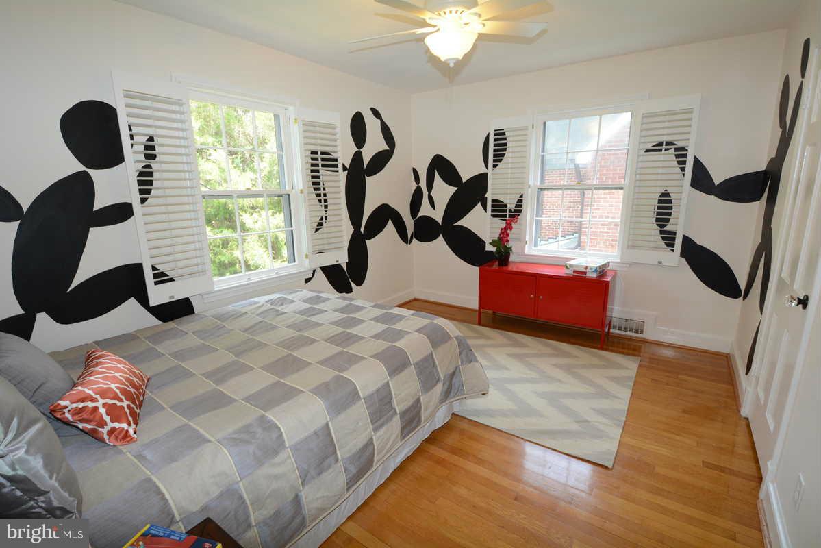 3239 Rittenhouse Street Northwest Washington, DC 20015 - Photo 18 of 30 Bedroom
