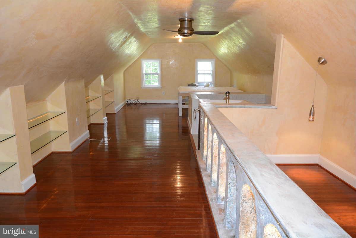 3239 Rittenhouse Street Northwest Washington, DC 20015 - Photo 20 of 30 Third floor