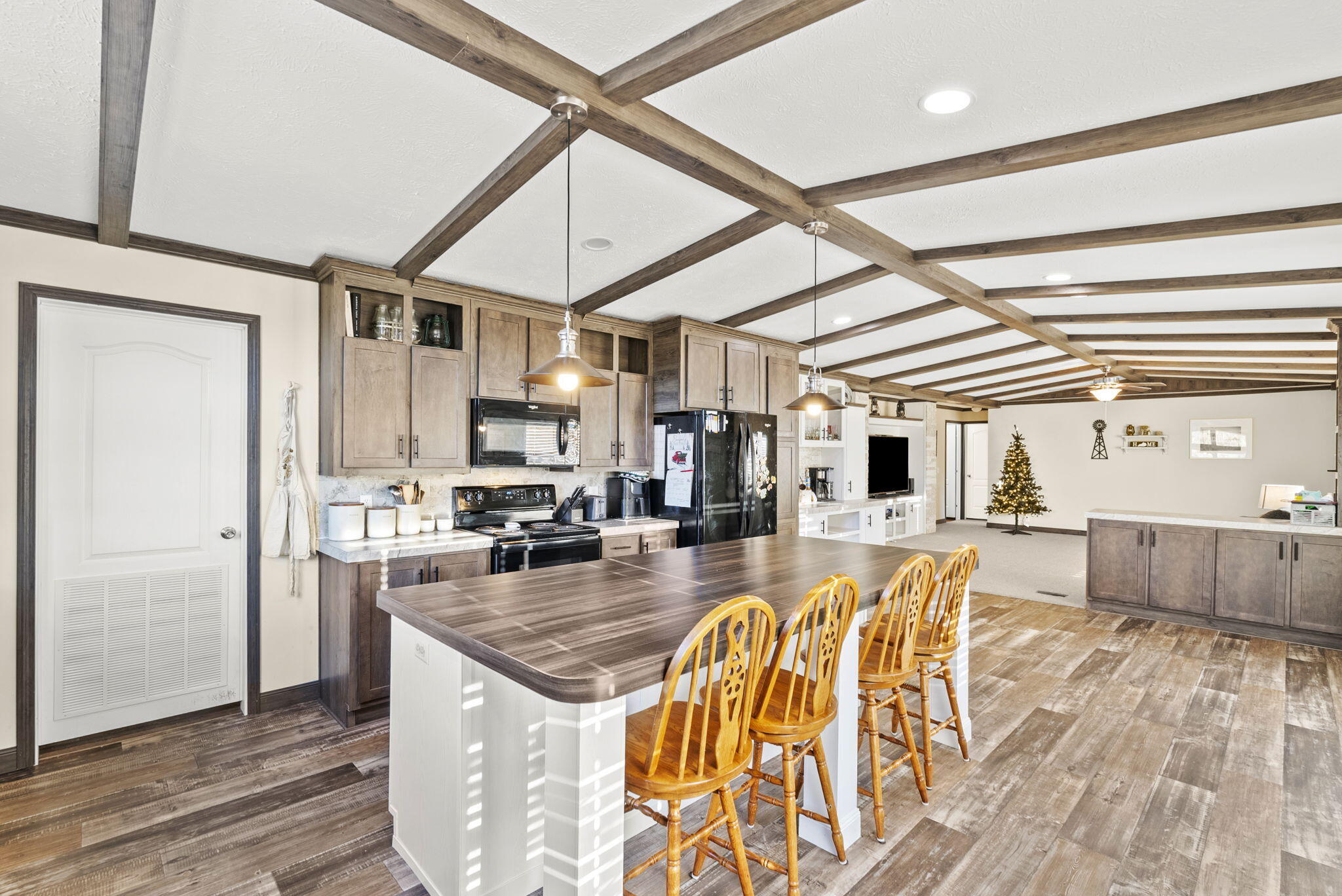 2685 McKee Road Irvine, KY 40336 - Photo 1 of 18 11-web-or-mls-DSC05650