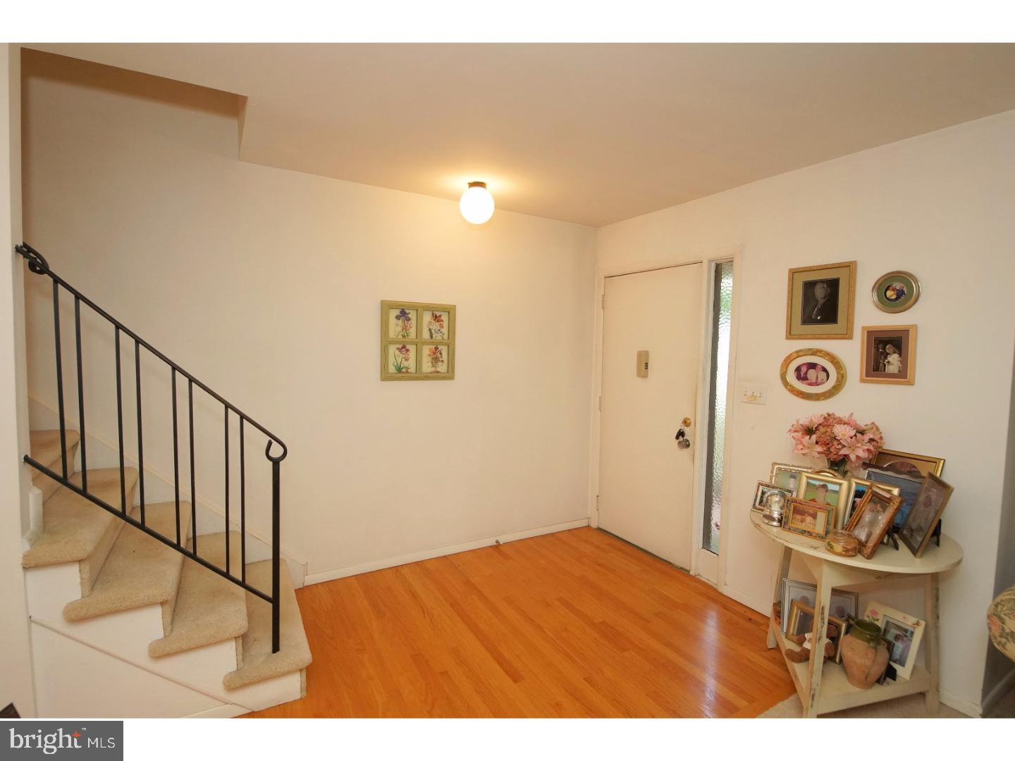 424 Bolton Road East Windsor, NJ 08520 - Photo 2 of 25
