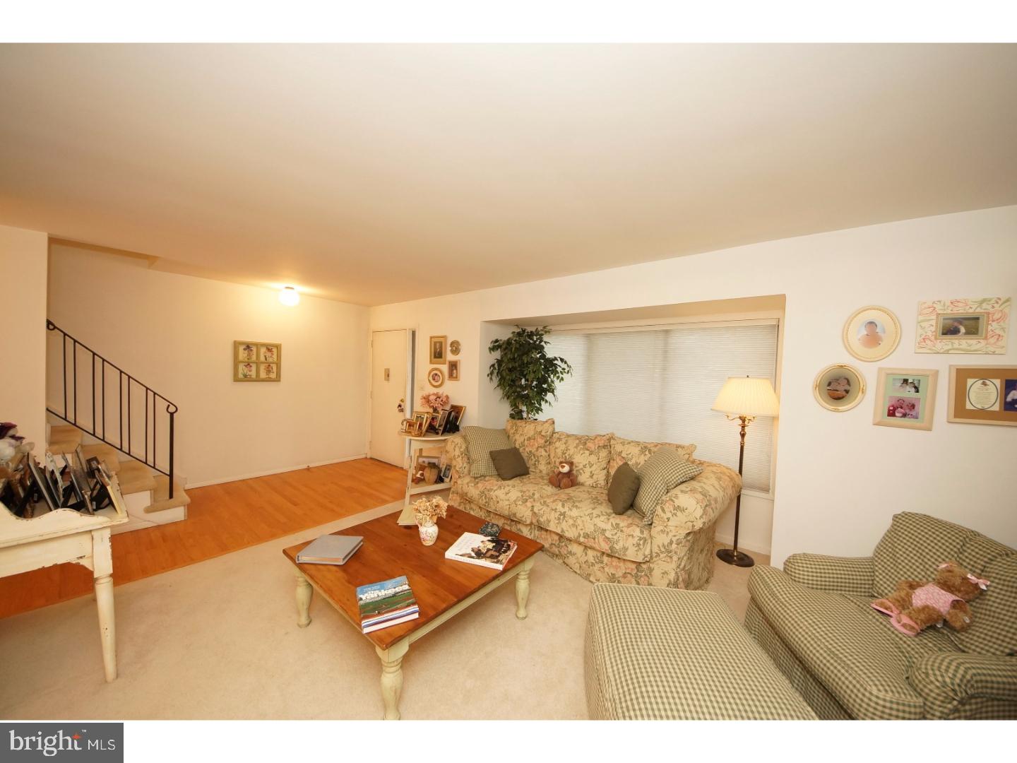 424 Bolton Road East Windsor, NJ 08520 - Photo 4 of 25