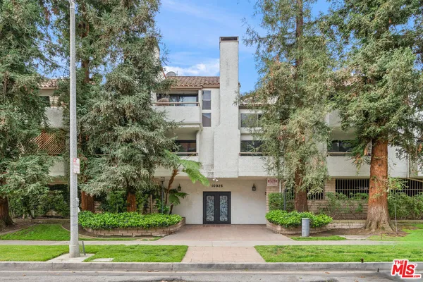 $649,000 | 10926 Bluffside Drive, Unit 3, Studio City, CA 91604