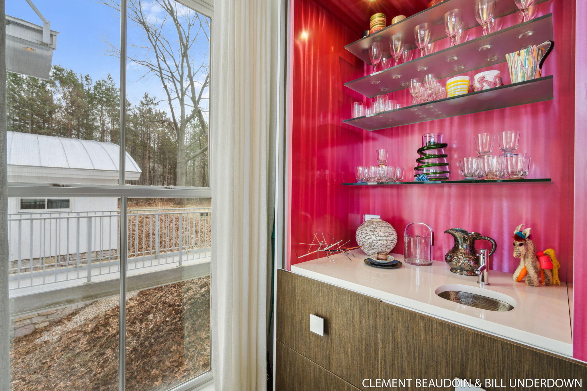 6309 Riverside Road Fennville, MI 49408 - Photo 20 of 107 convenient wet bar