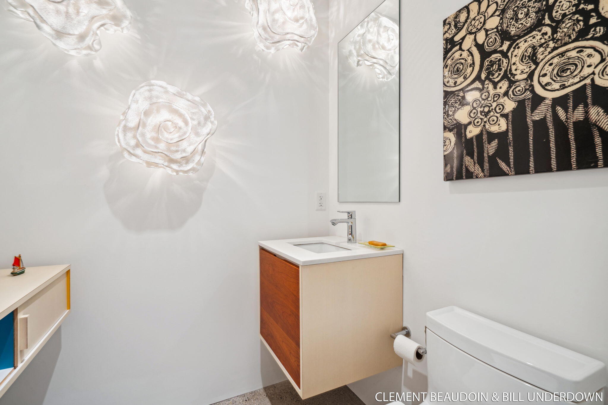 6309 Riverside Road Fennville, MI 49408 - Photo 34 of 107 grade level powder room