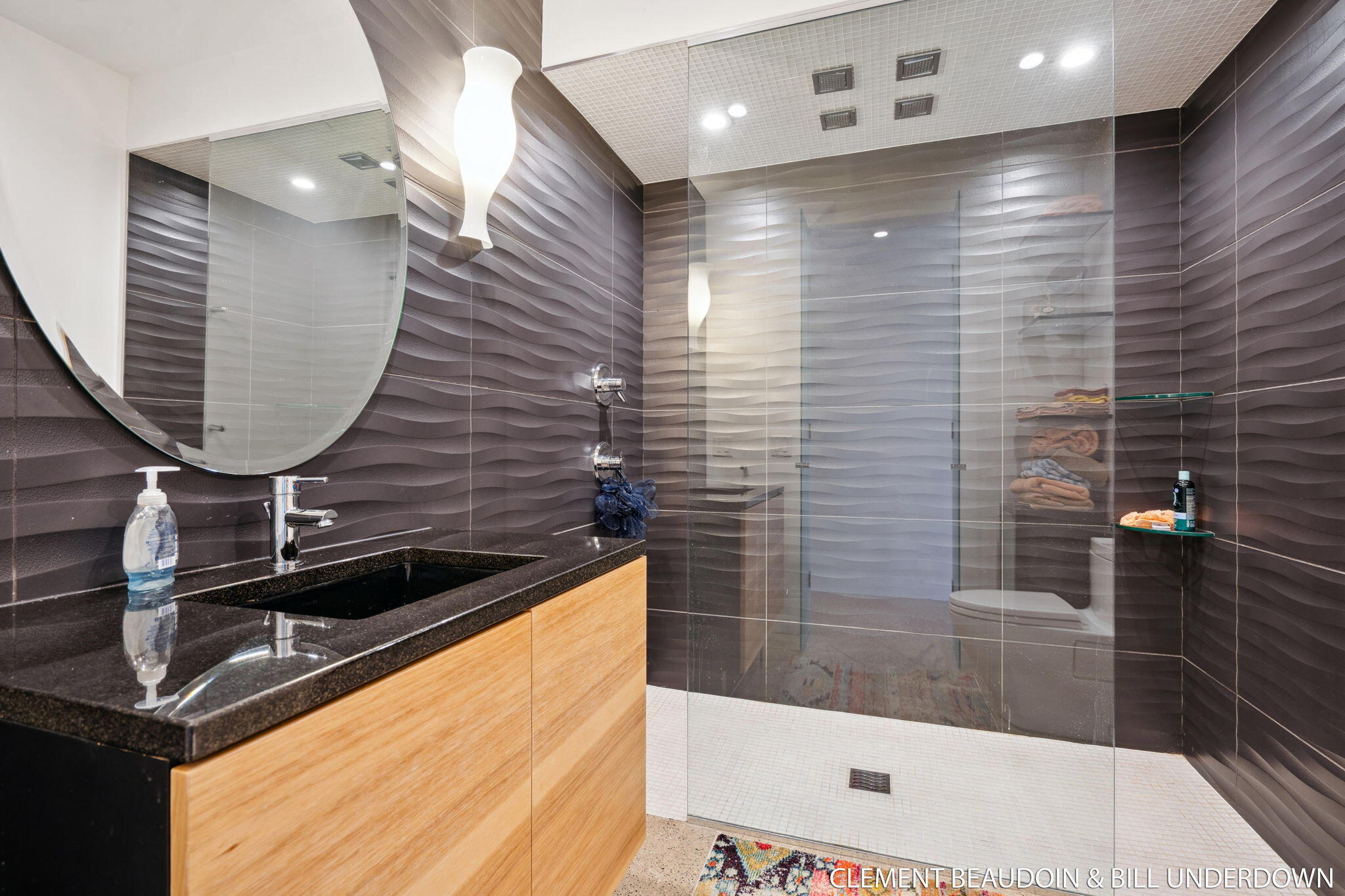 6309 Riverside Road Fennville, MI 49408 - Photo 45 of 107 guest bathroom number 1