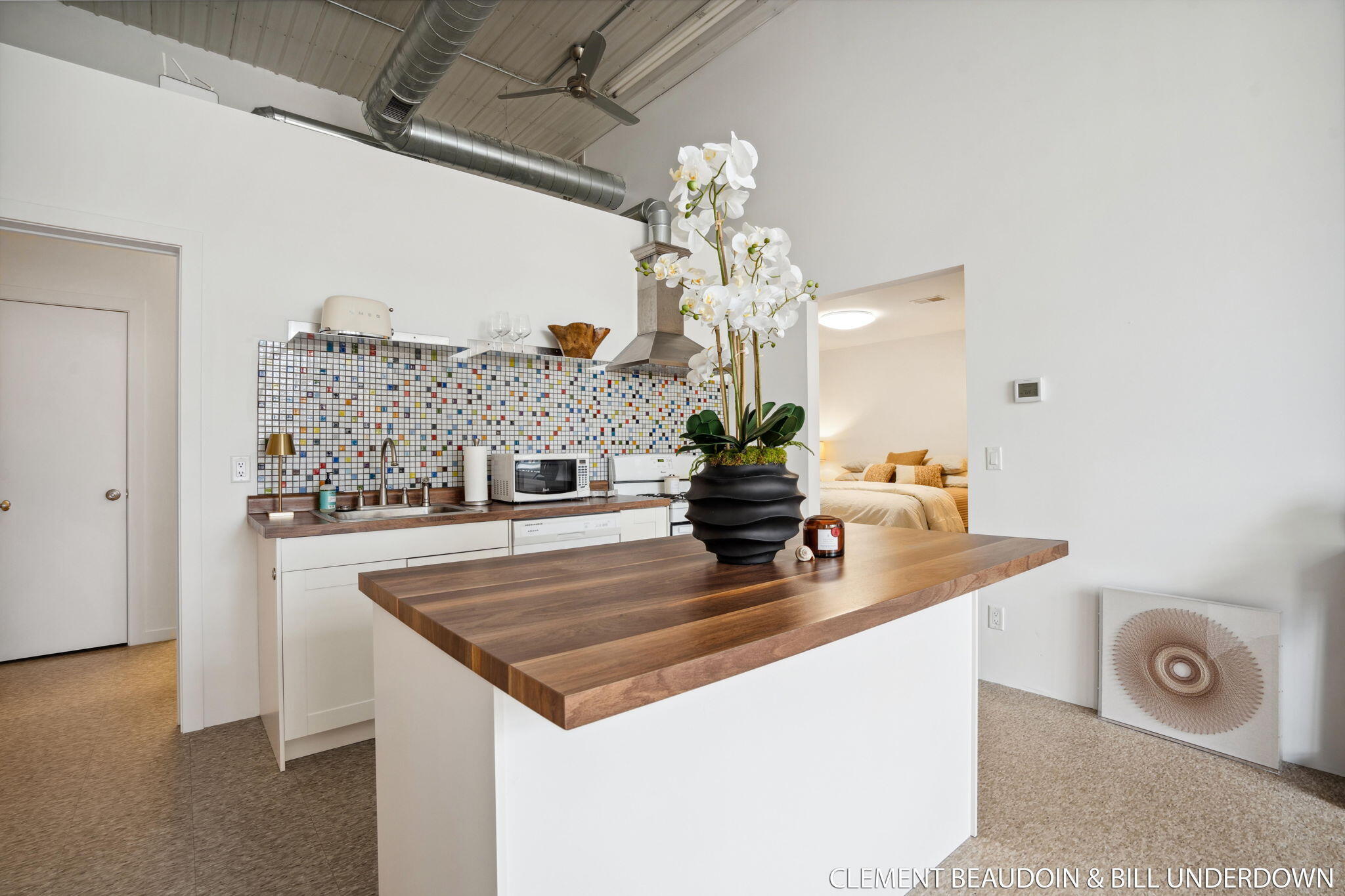 6309 Riverside Road Fennville, MI 49408 - Photo 81 of 107 guest suite 2 full kitchen