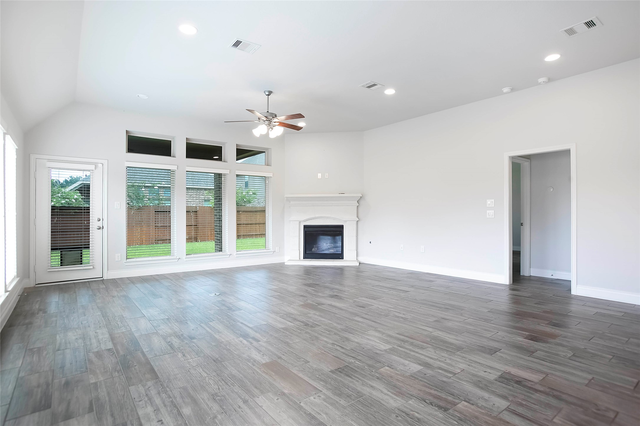 28203 Checker Bend Lane Spring, TX 77386 - Photo 9 of 45
