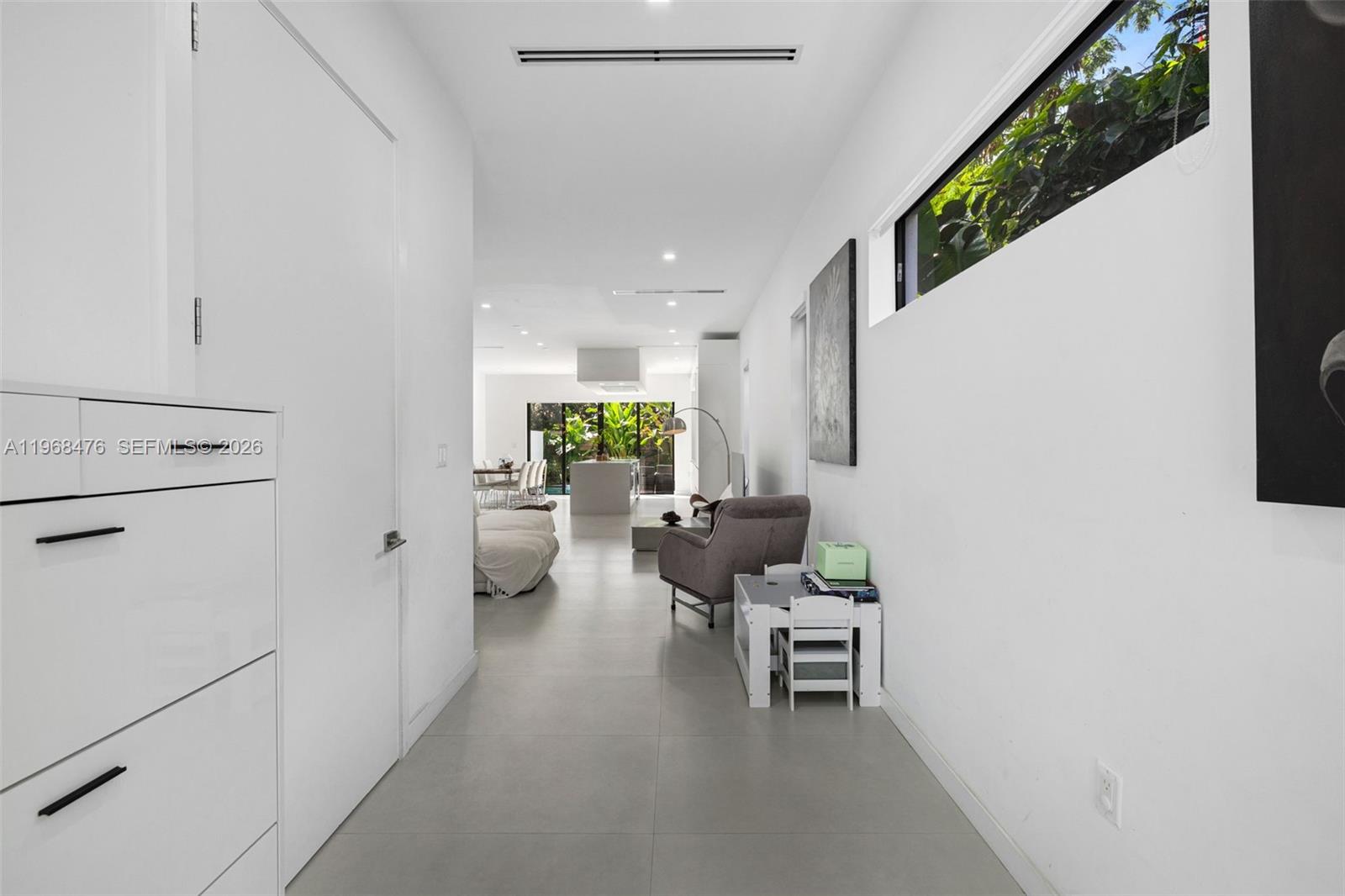 442 Southwest 15th Road Miami, FL 33129 - Photo 4 of 25