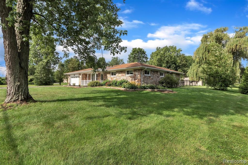 19450 Inkster Road Romulus, MI 48174 - Photo 1 of 60 Gallery Image 1