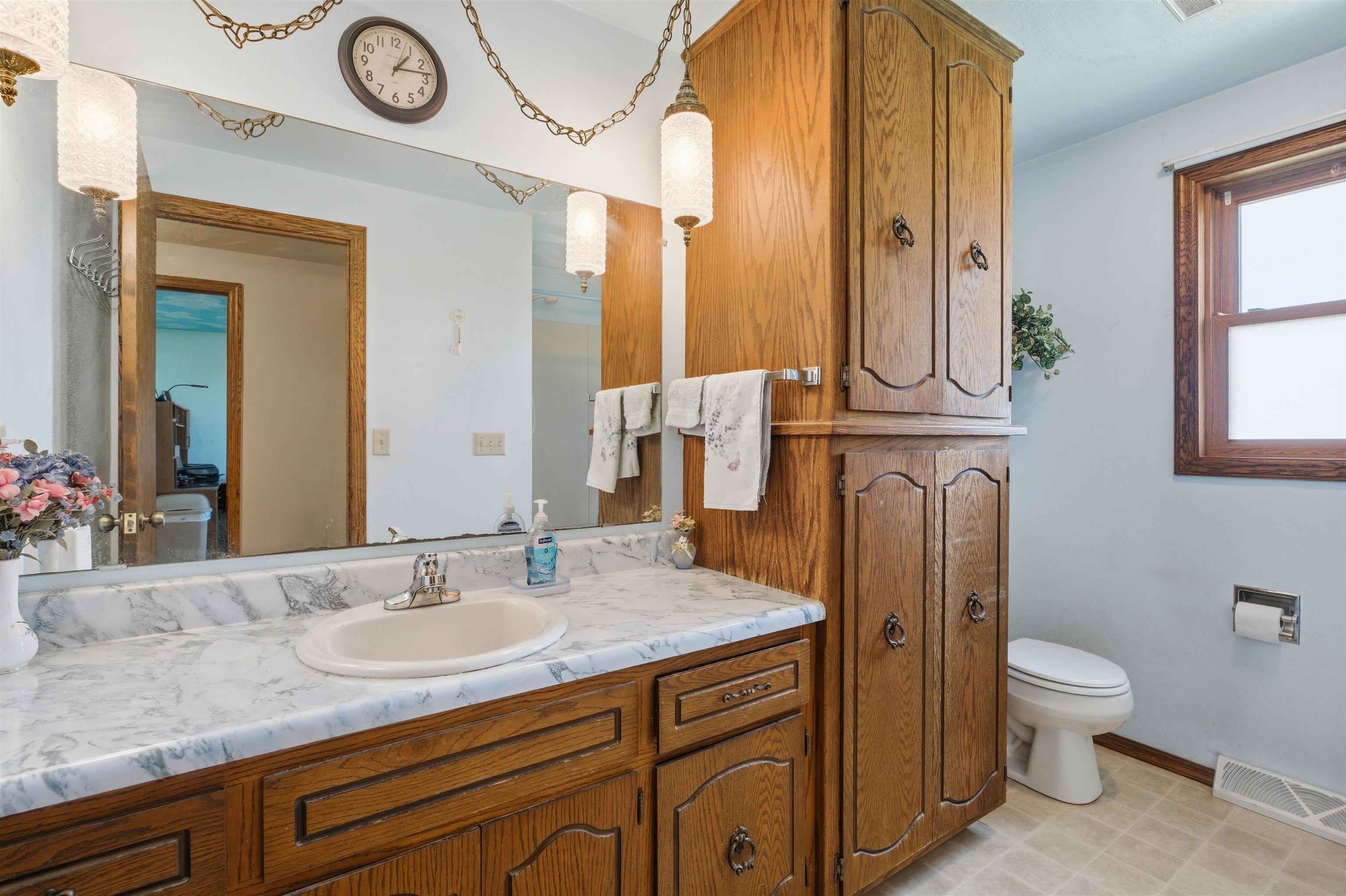4941 North Overland Road Oneida, WI 54155 - Photo 23 of 67