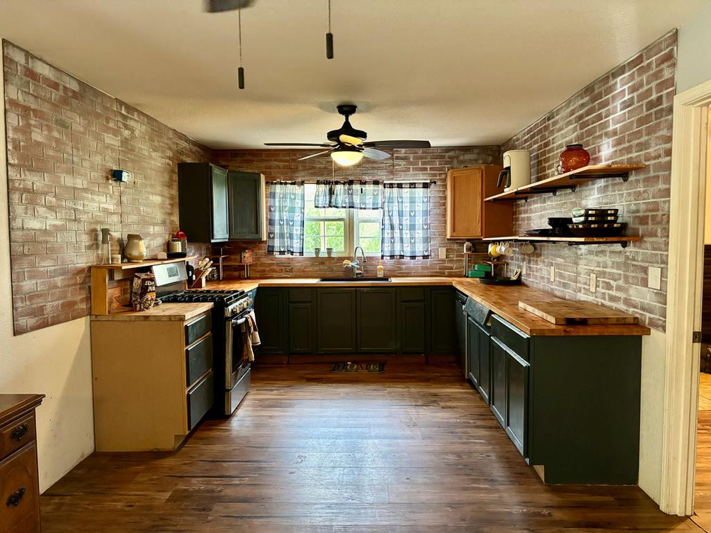 305 Robert Tynes Road Monticello, MS 39654 - Photo 1 of 27 Main View