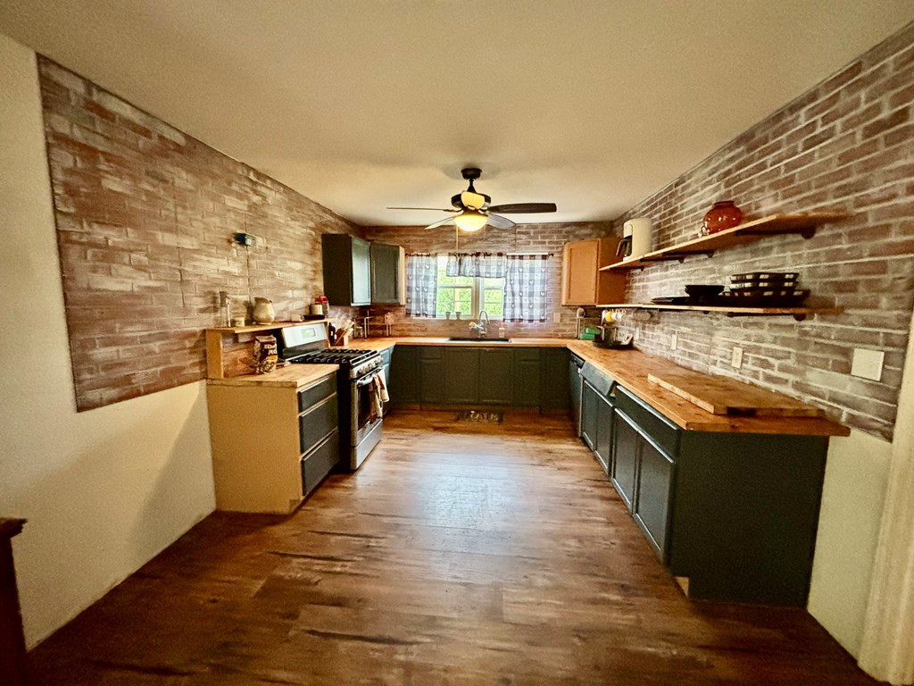 305 Robert Tynes Road Monticello, MS 39654 - Photo 8 of 27 Photo 8