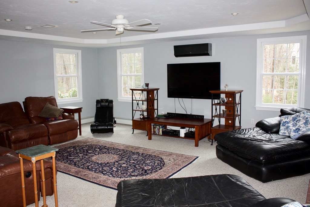 173 East Street Upton, MA 01568 - Photo 12 of 30