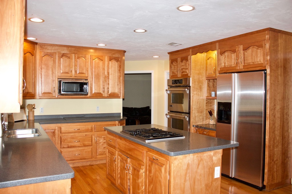 173 East Street Upton, MA 01568 - Photo 14 of 30