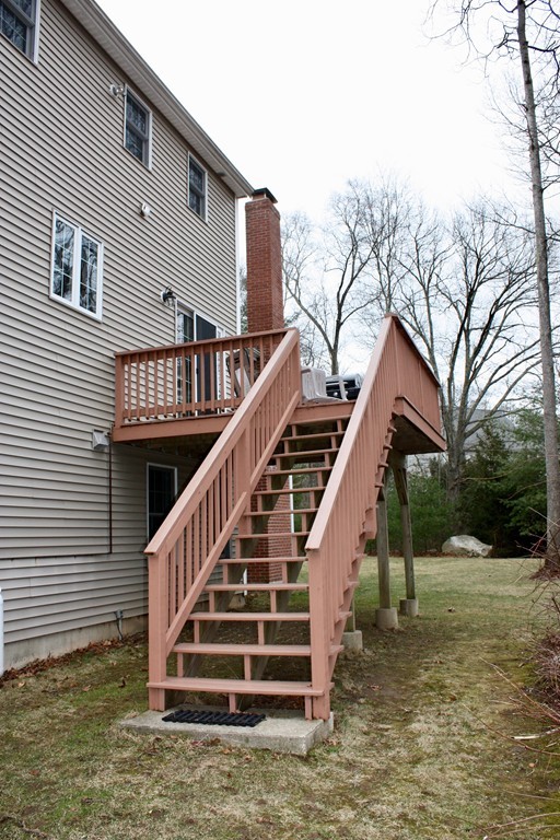 173 East Street Upton, MA 01568 - Photo 5 of 30
