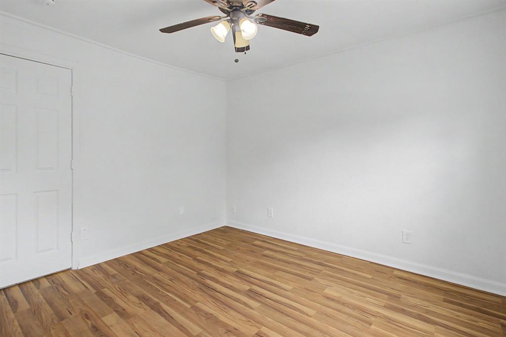 122 West 11th Street Irving, TX 75060 - Photo 18 of 29