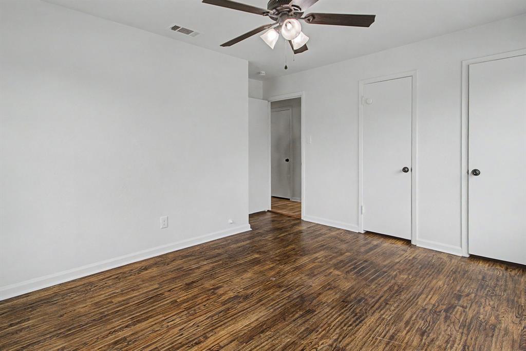 122 West 11th Street Irving, TX 75060 - Photo 10 of 29