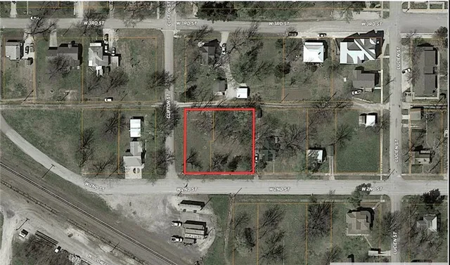 $22,999 | 218 West 2nd Street, Onaga, KS 66521