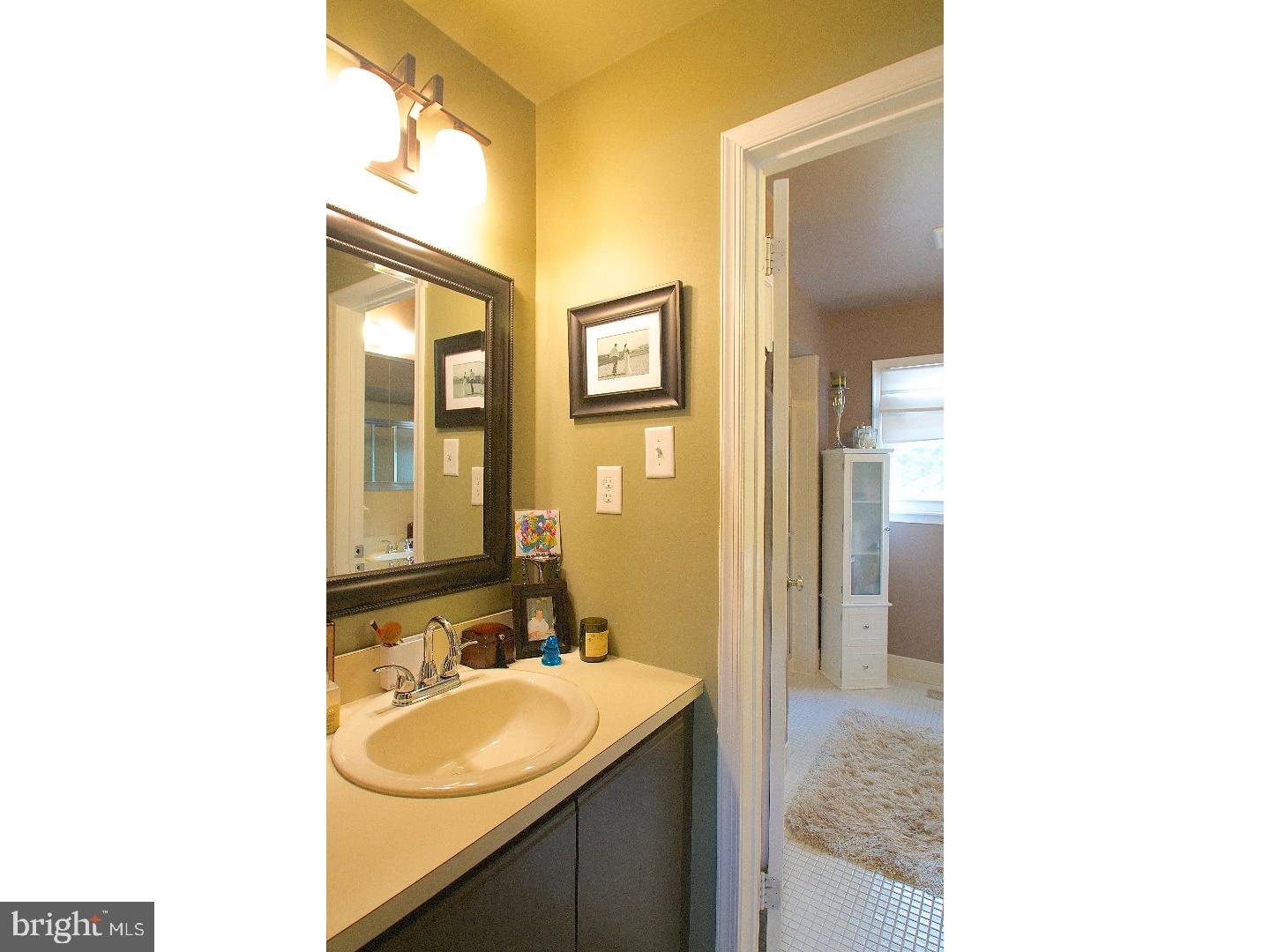 325 Newgate Road Langhorne, PA 19047 - Photo 17 of 23 Master Bathroom
