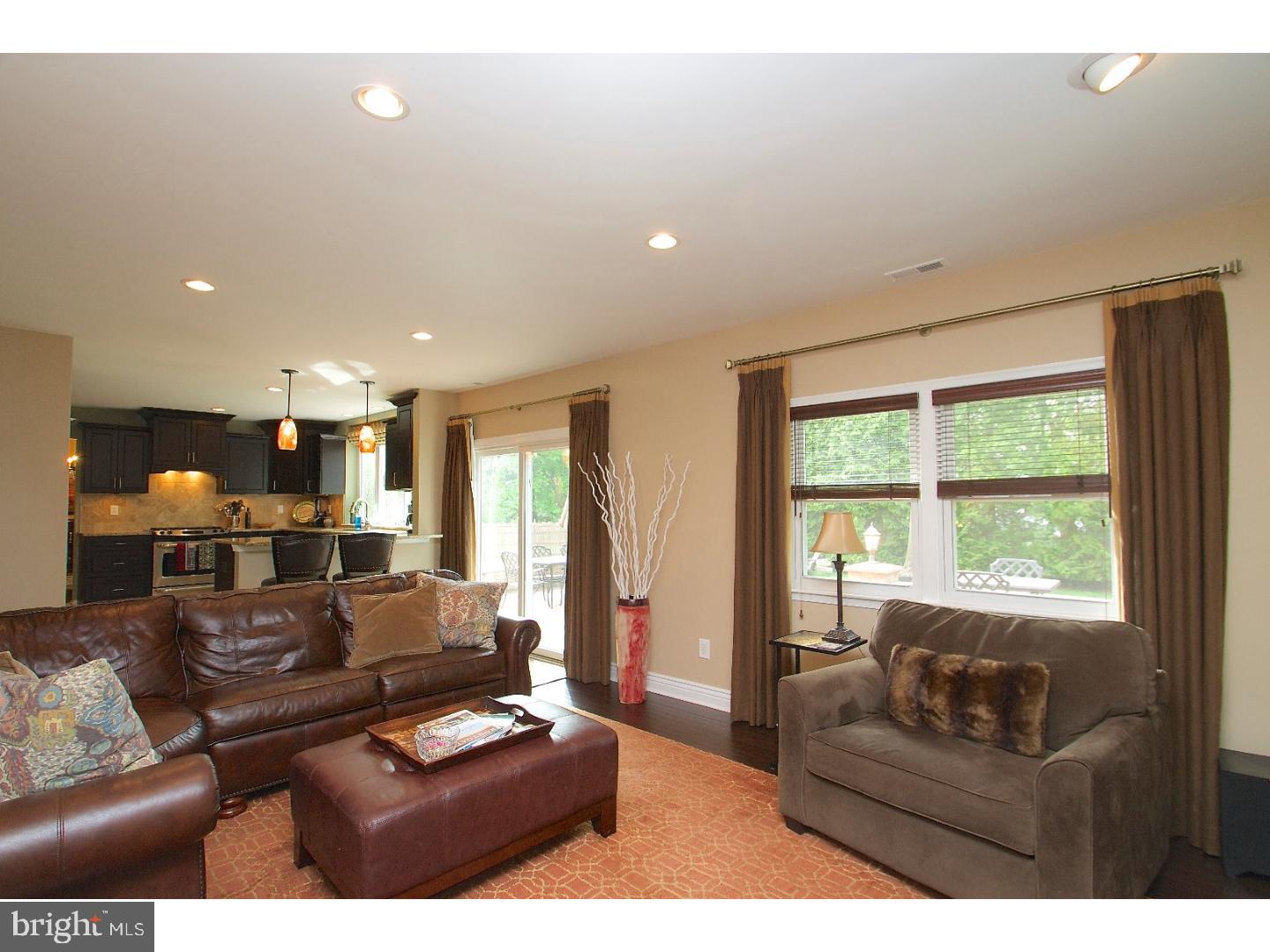 325 Newgate Road Langhorne, PA 19047 - Photo 6 of 23 Family Room